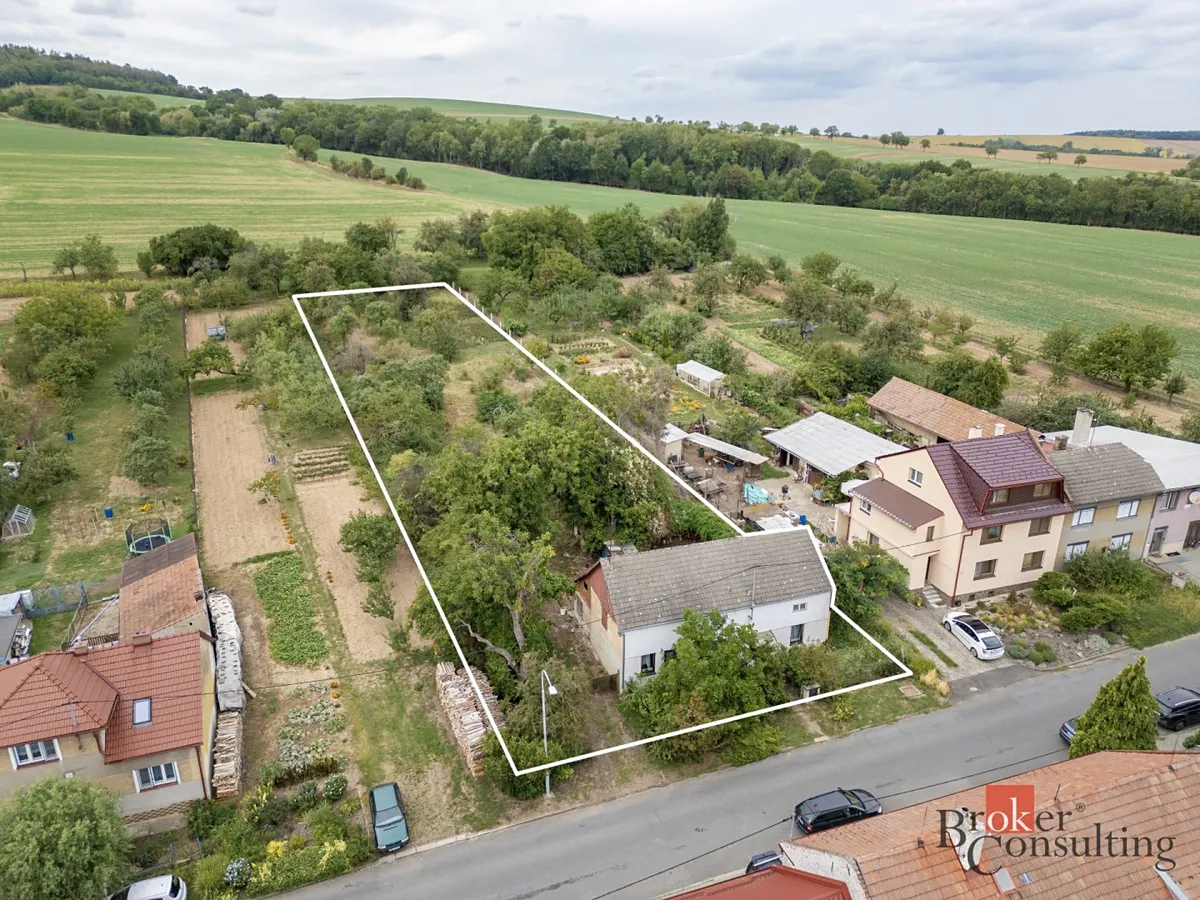 Prodej rodinného domu 80 m², pozemek 2468 m²